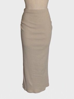 Aiswi Ribbed Knit Maternity Maxi Skirt